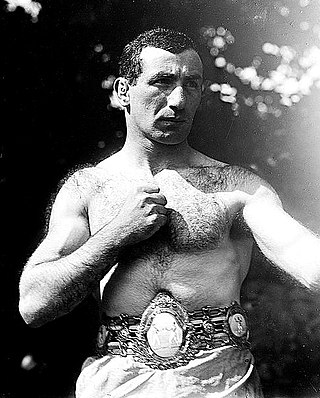 <span class="mw-page-title-main">Matt Wells (boxer)</span> English boxer (1886–1953)
