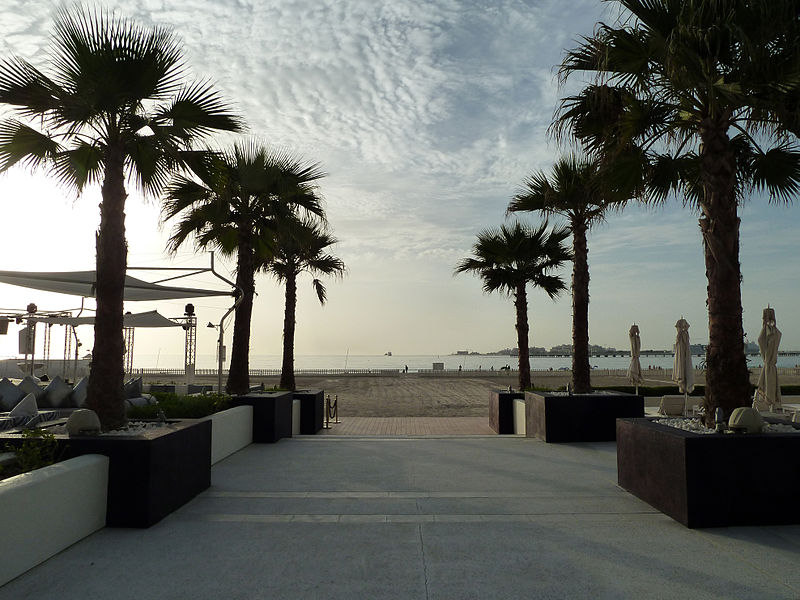 File:Meydan Beach Club, Dubai (8668492594).jpg