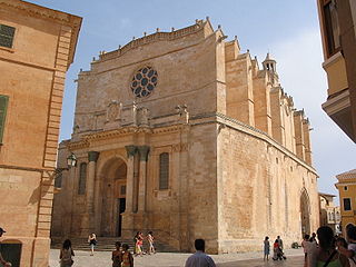 Guía de viaje en Menorca: catedral de Ciudadela Ciudatella