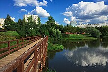 Moscow, Chermyanka valley park in Bibirevo (31454218641).jpg