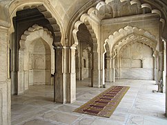 interior de Moti Masjid