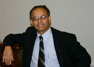 <span class="mw-page-title-main">Mounir Laroussi</span> American physicist