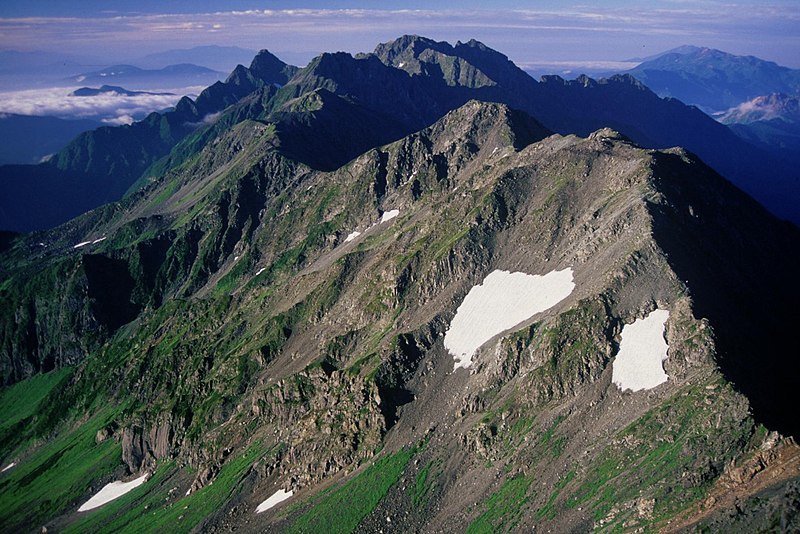 File:Mount Hotaka from Mount Yari 1999-08-13.jpg