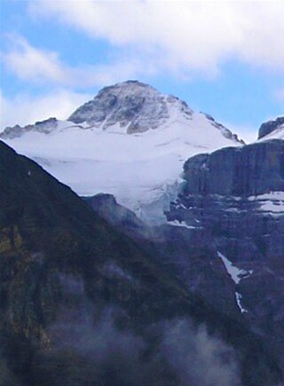 <span class="mw-page-title-main">Mount Little</span> Mountain peak in Canada