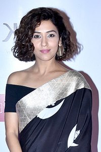 Neeti Mohan, Dadasaheb Phalke Film Foundation Awards 2018 (13) (cortado) .jpg