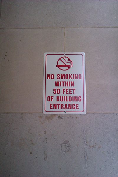 File:No smoking near entrance.jpg