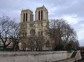 Notre-Dame de Paris Winter.jpg