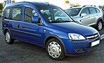 Opel Combo C avant.jpg