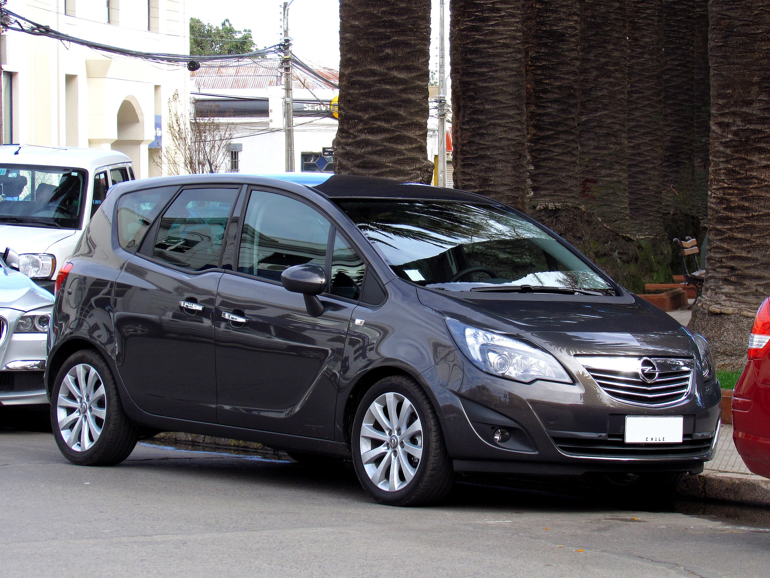 File:Opel Meriva 1.4T Cosmo 2014 (14253376140).jpg - Wikimedia Commons