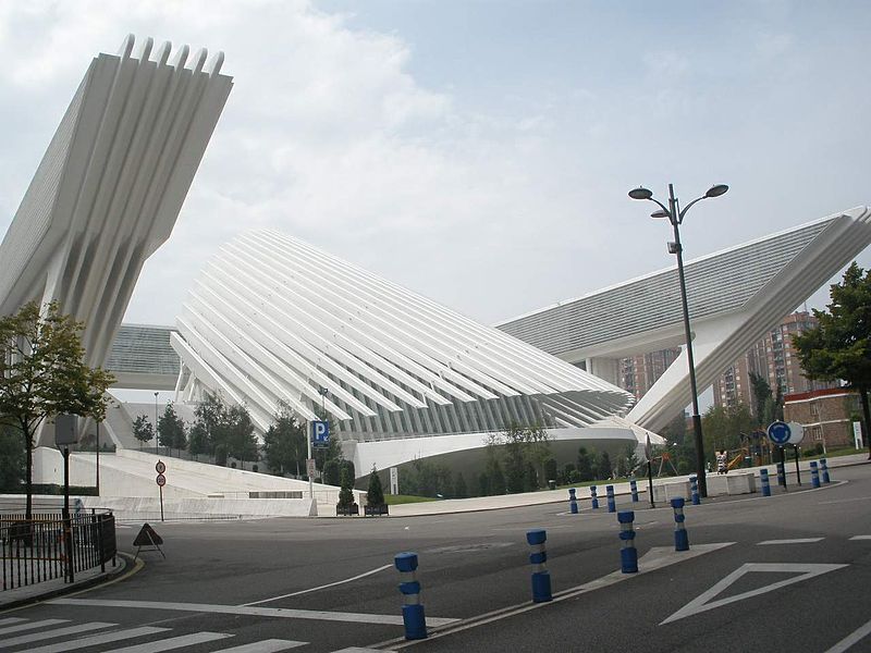 File:Oviedo - Palacio de Exposiciones y Congresos Ciudad de Oviedo 06.JPG