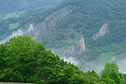 Čeština: Přírodní rezervace Červenokamenské bradlo, okres Ilava