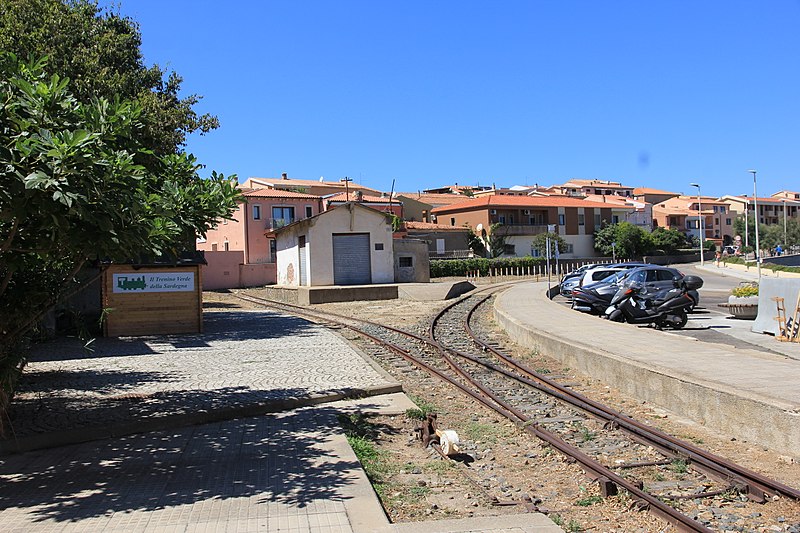 File:Palau, stazione ferroviaria di Palau Marina (07).jpg