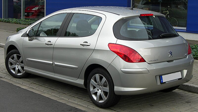 File:Peugeot 308 5-Türer rear.JPG