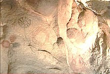 Pintura Rupestre - Piedras Gordas B.C. - Flores y círculos