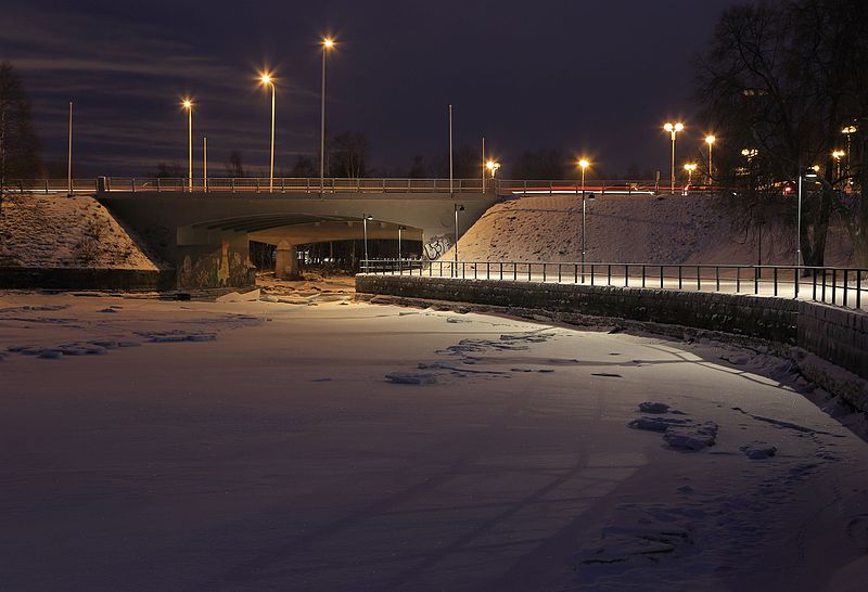 File:Pokkisenväylä Bridge Oulu 20160110.JPG