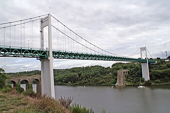 Vue du pont de La Roche-Bernard.