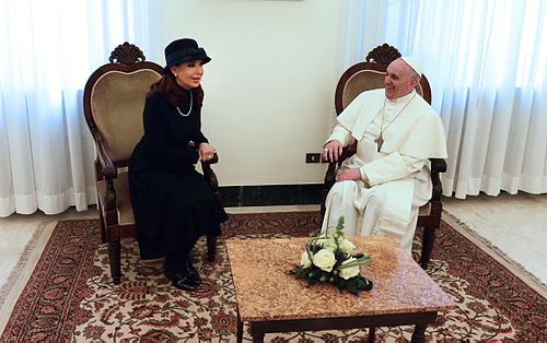 Pope Francis with Cristina Fernandez de Kirchner 2.jpg