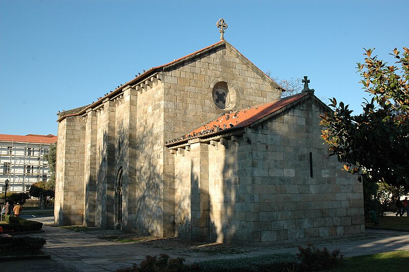 File:Porto - Sant Martí de Cedofeita - Capçalera.JPG