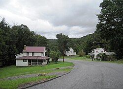 Eastbound Pottersdale Road in the village