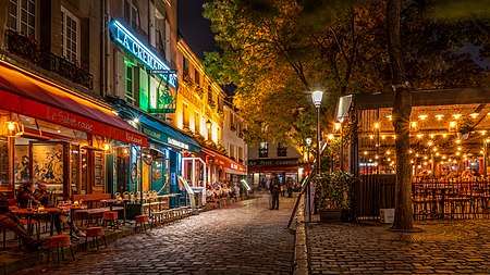 Tập tin:Restaurants, Place du Tertre, Paris 30 September 2019.jpg
