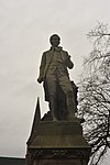 Akademieplatz, Statue Robert Burns