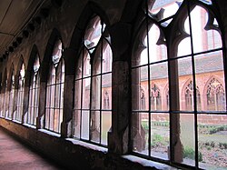 Arcades gothiques du cloître