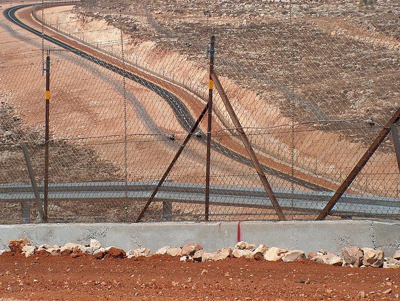 File:Separation Barrier near Jayyus.JPG