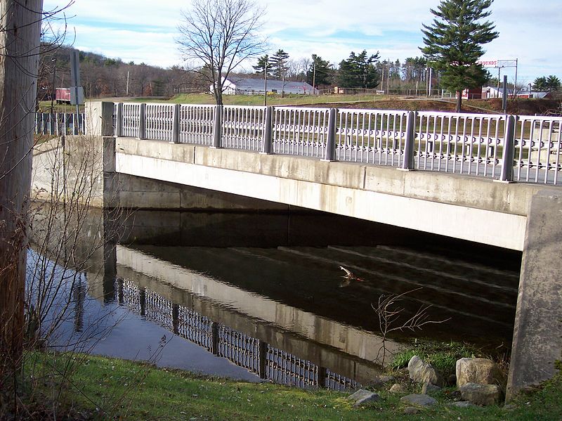 Seven Mile River bridge in Spencer