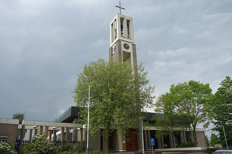 File:Sint Martinuskerk, Bovenkarspel.jpg