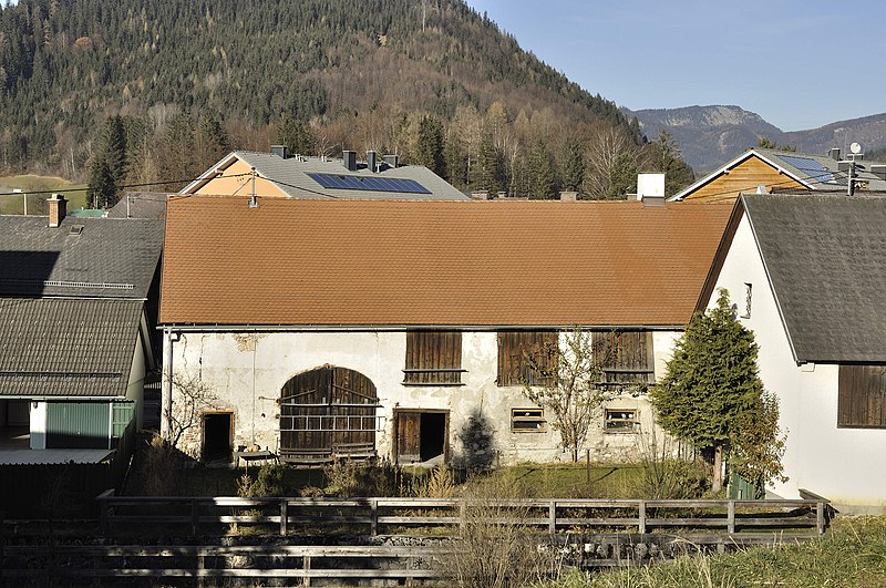 File:Spital am Pyhrn Wohn und Wirtschaftstrakt der Hofschmiede.JPG