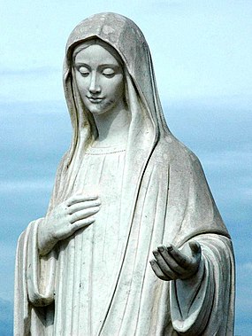 Statue of Our Lady of Medjugorje (cropped).jpg