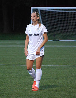 Stephanie Ochs American soccer forward (born 1990)