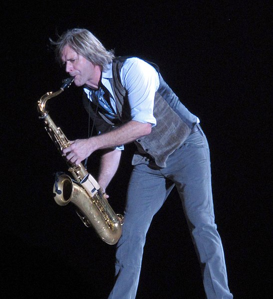 Gary Kemp wanted Steve Norman's saxophone to become "the sound" of the True album.