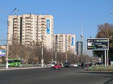 Amir Timur Street pictured 2006 Tashkent street view.jpg