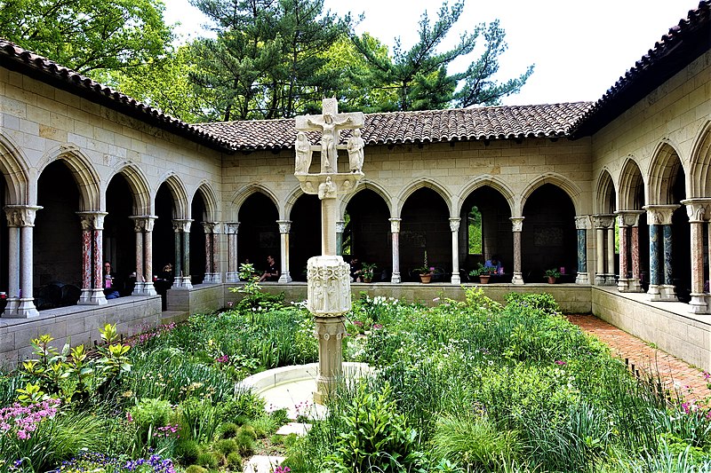 File:The Cloisters - The MET Cloisters - Joy of Museums - 2.jpg