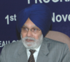 The Deputy Speaker, Lok Sabha, Shri Charanjit Singh Atwal delivering the inaugural address at the 24th Parliamentary Internship Programme for foreign parliamentary officials, in New Delhi on November 03, 2008 (cropped).png