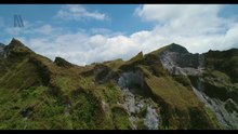 Archivo:The Mount Pinatubo today! Drone footage.webm
