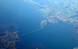 Masnedø en Storstrømsbroen vanuit de lucht