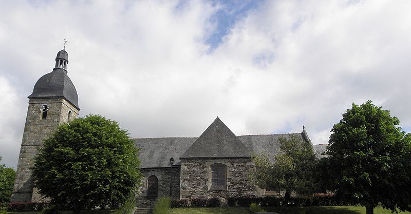 File:Trans-la-Forêt (35) Église Saint-Pierre Extérieur 01.jpg