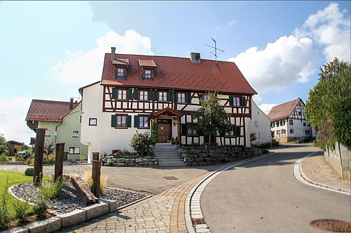 Tuttlinger Straße 17 (Liptingen) Kupferschmid-Haus