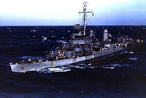 Военный корабль США Коттен (DD-669)