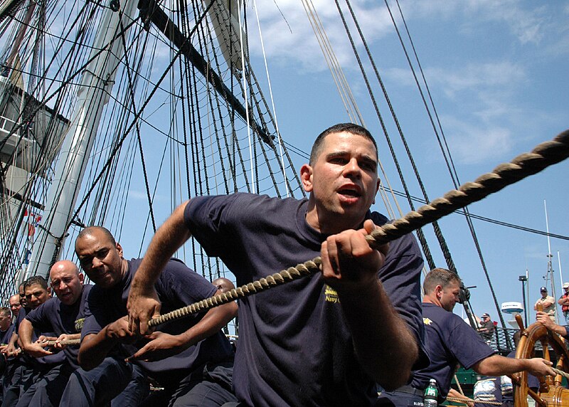 File:US Navy 070824-N-2893B-003 Chief petty officer (CPO) selectees heave around on the halyard to raise USS Constitution's mizzenmast topsail yard while underway.jpg