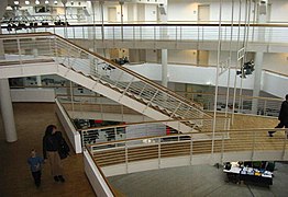 UniWitten Innen Treppe1.jpg