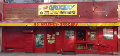 How to get to Arlene's Grocery with public transit - About the place