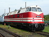 8. KWDie Diesellokomotive 118 141-1 der Deutschen Reichsbahn im Sächsischen Eisenbahnmuseum in Chemnitz-Hilbersdorf (August 2009).