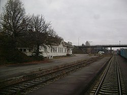 Varkauden vanhempi rautatieasema.