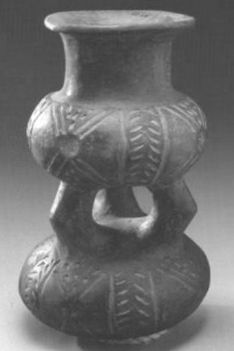 Vessel from the Capacha culture, found in Acatitan, Colima.