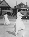 Violet Summerhayes tennis star