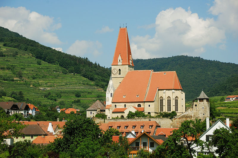 File:Wachau Weißenkirchen in der Wachau (2619853767).jpg