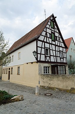 Weißenburg, Paradeisgasse 4-004